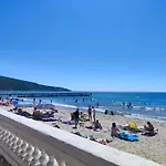 Sea View *