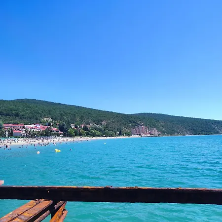 Sea View * 엘레니테